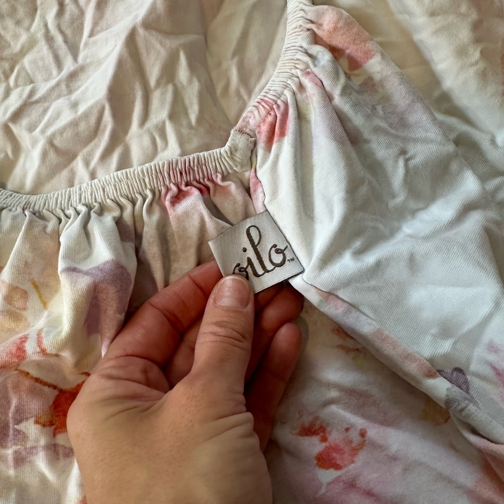 Two Oilo Changing Pad Sheets - Picture 6 of 6